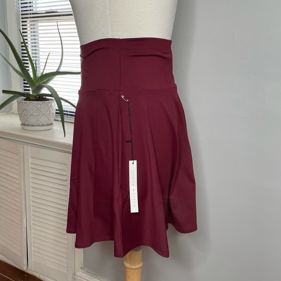 HIGH WAIST FLARE SKIRT - Picture 6 of 16